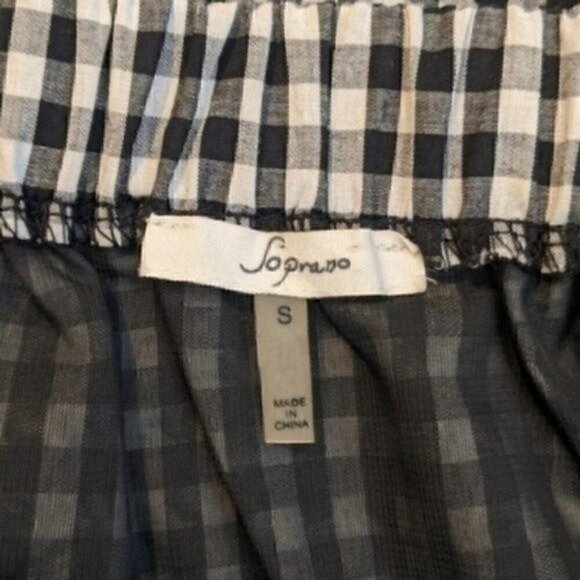 SOPRANO GINGHAM DRESS SMALL OFF SHOULDER BLACK WHITE TRAPEZE PUFF SLEEVES SWING - Picture 8 of 8